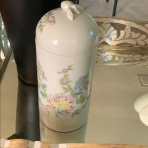 Elizabeth Arden vintage vanity jar